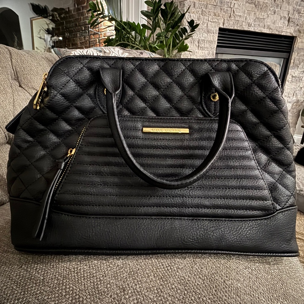 Perfect Condition! Steve Madden Black Quilted Leather Handbag